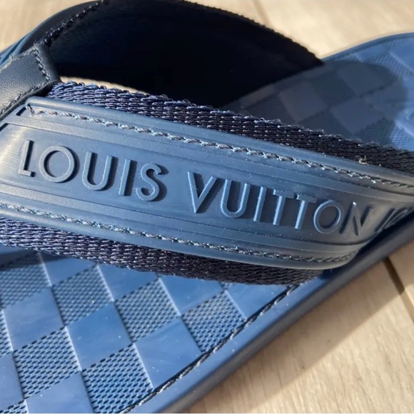 Louis Vuitton Sandals - Picture 2 of 6